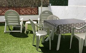 Apartamento De 1 Dormitorio En Victoria Court 2 Los Cristianos.