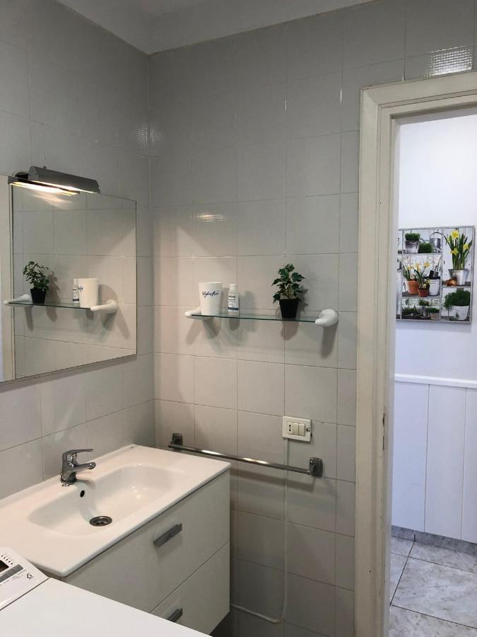 Apartamento De 1 Dormitorio En Victoria Court 2 Los Cristianos. Los Cristianos  Exterior photo